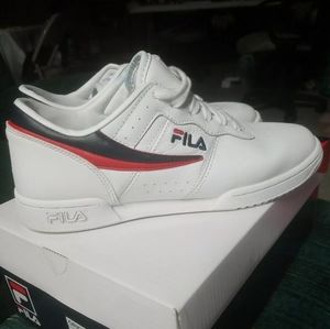 Womens Fila shoes